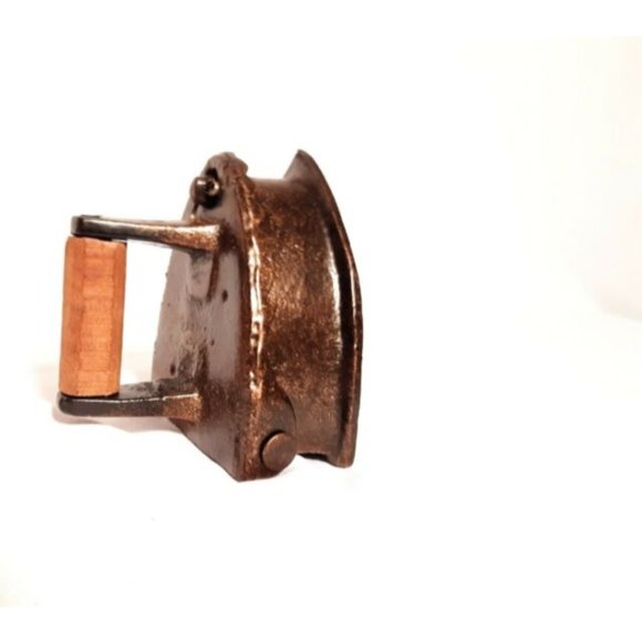 Decorative Traditional Vintage Mid Century Style Sad Iron - Picture 6 of 11